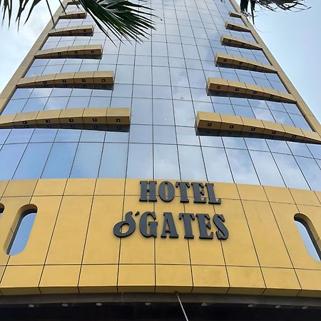 Hotel Dgates Lahore Bagian luar foto
