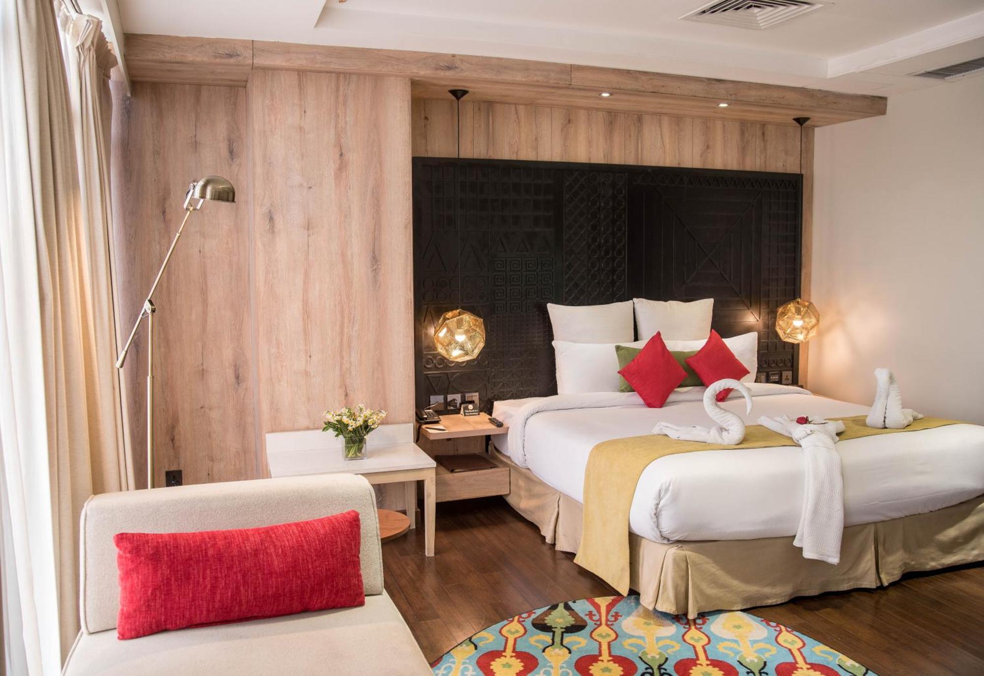 Hotel Dgates Lahore Bagian luar foto