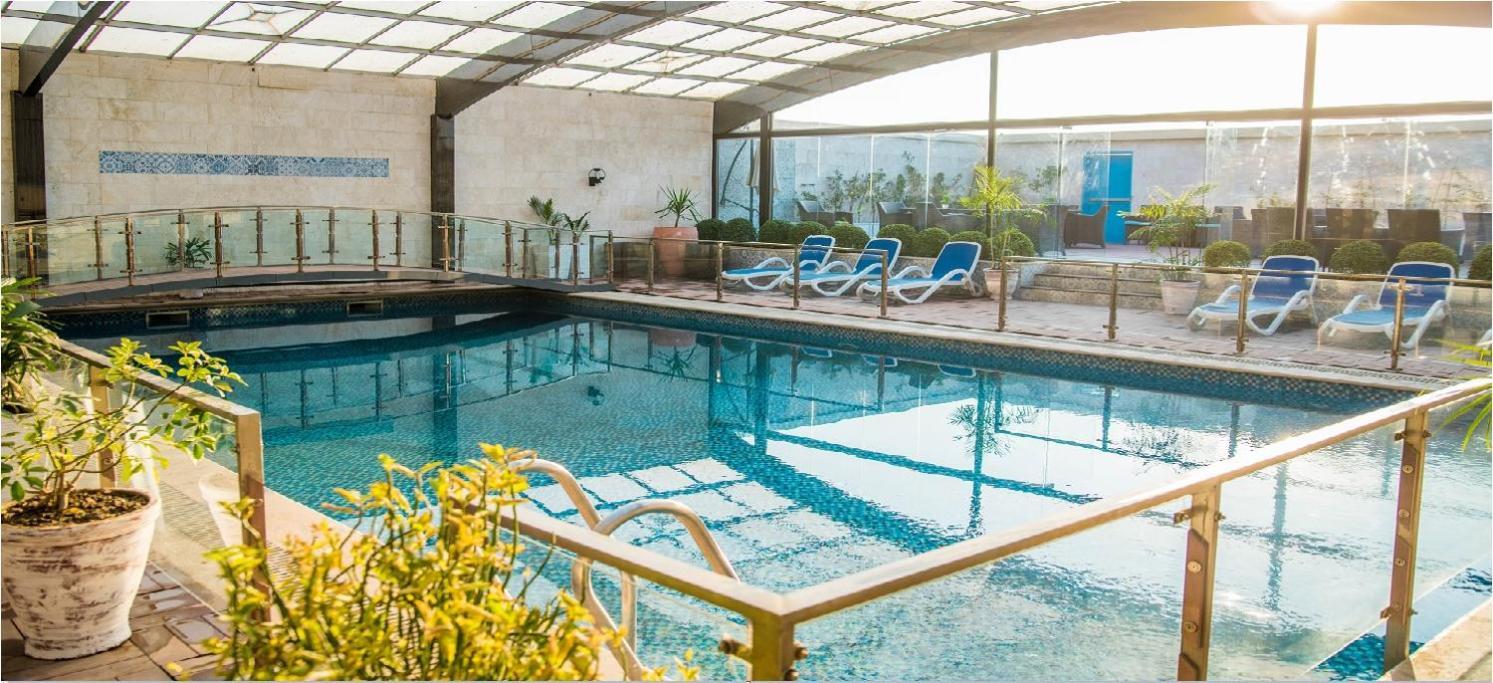 Hotel Dgates Lahore Bagian luar foto