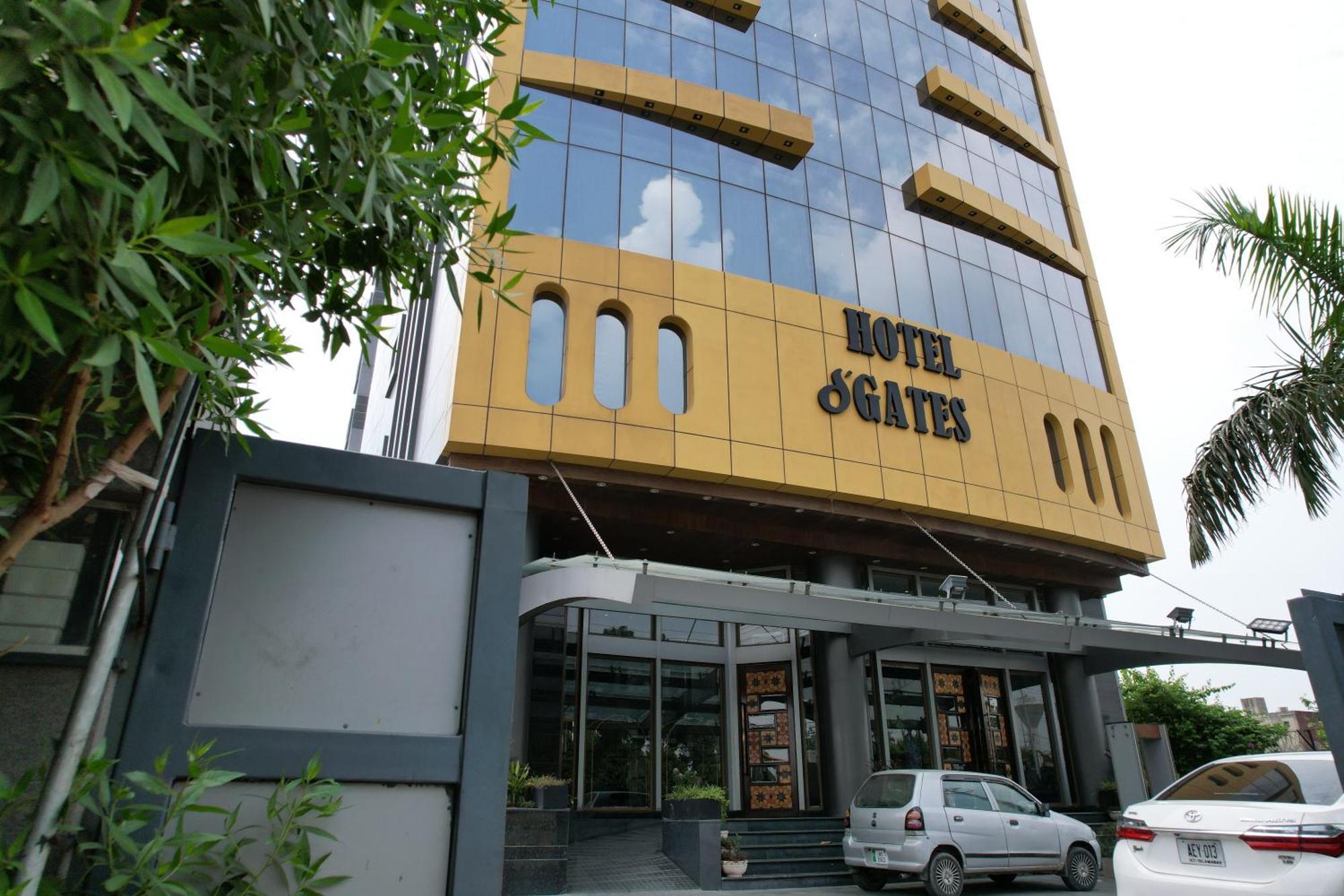 Hotel Dgates Lahore Bagian luar foto