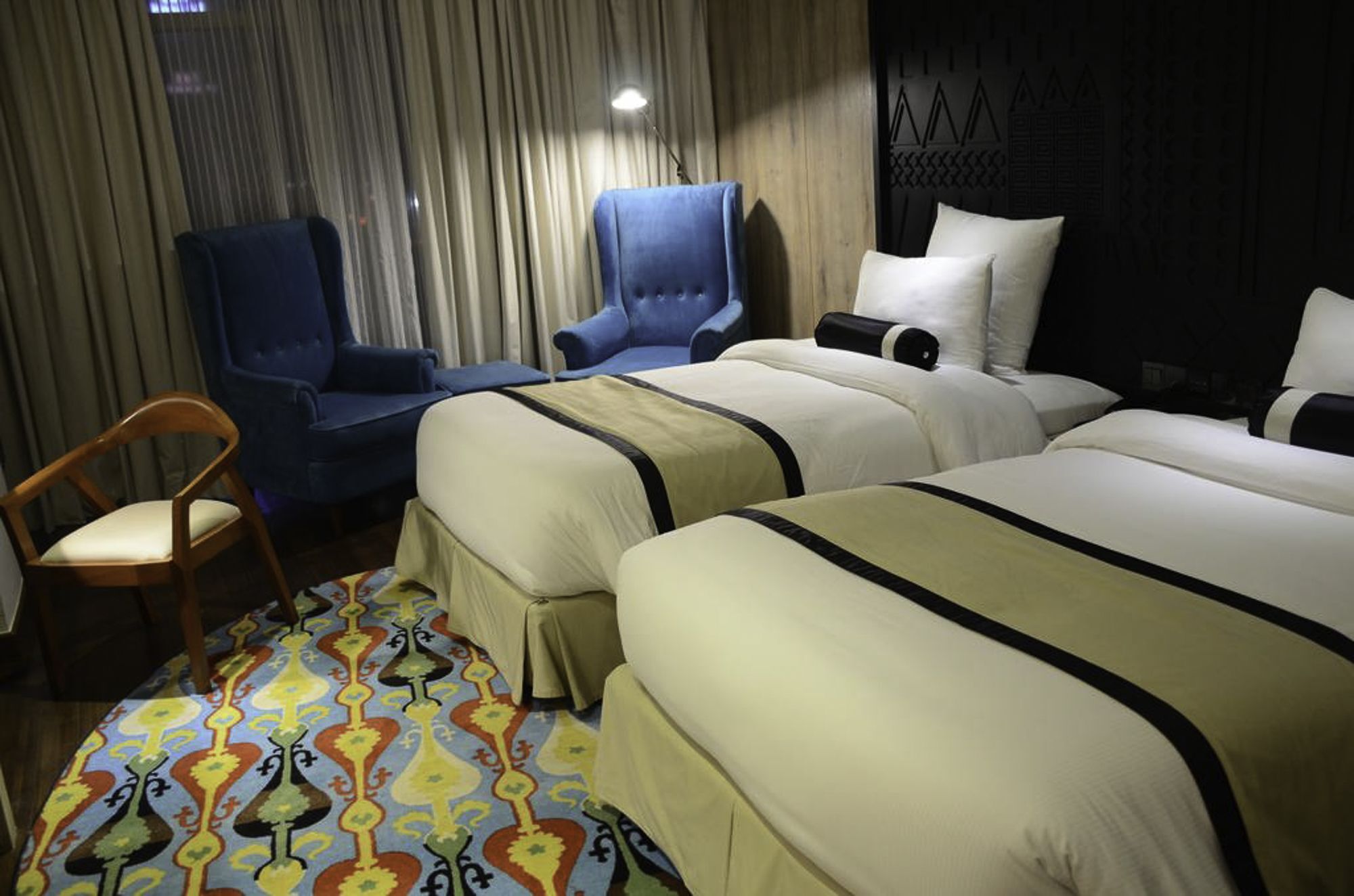 Hotel Dgates Lahore Bagian luar foto
